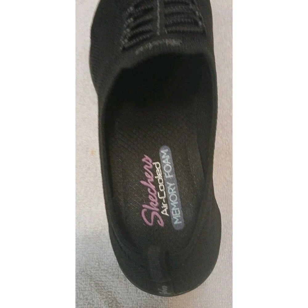 Skechers Shoes Slip On Black Stretch Fit Air Cooled Memory Foam Womens SZ 10 NEW